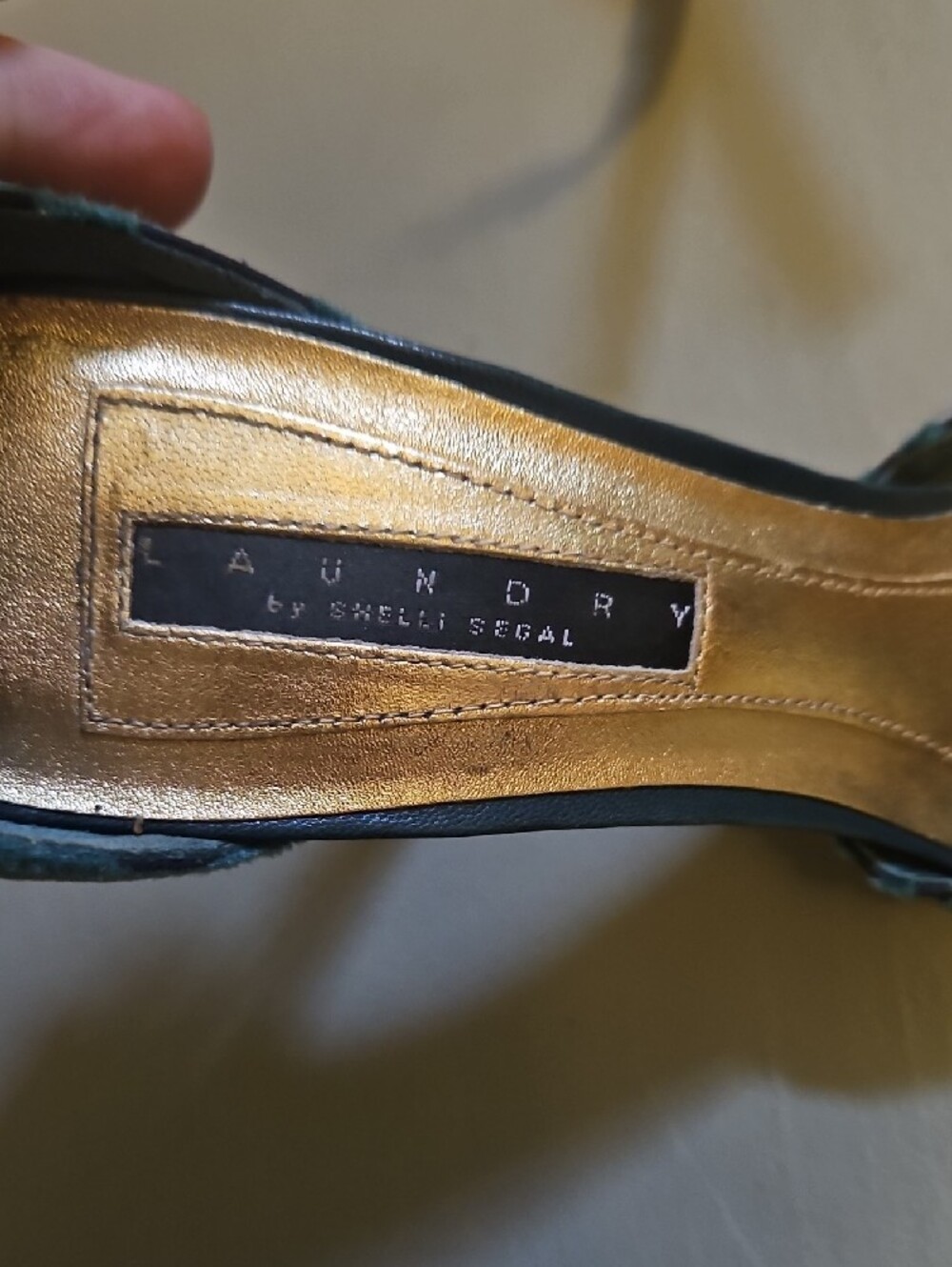 Laundry By Shelli Segal Teal Velvet T-Strap Peep-Toe Heels with Jewel Brooch - Picture 5 of 5